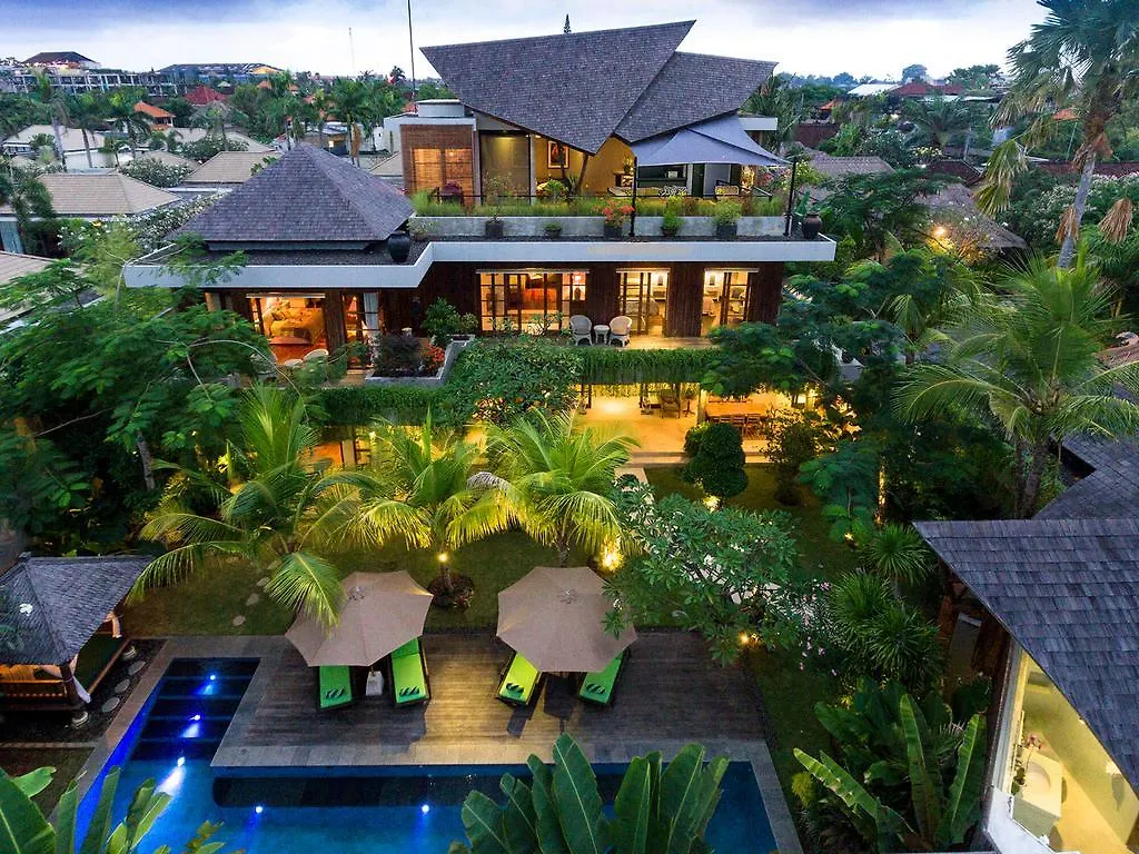 The Baganding Villa - An Elite Haven 塞米亚克 印尼